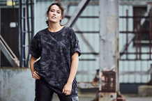 Studio Untold Camisetas